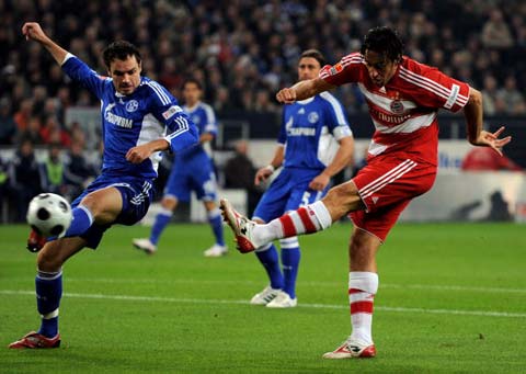 一边是开阔 一边是开阔